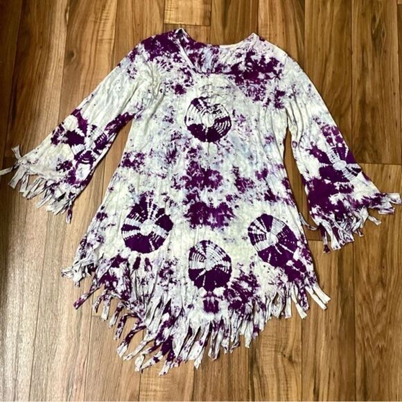 Tie Dye Designs Fringe Hem Asymmetrical Long Sleeve Dress w Cut-Out Scoop Neck - Picture 8 of 8